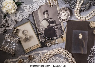 Old Photos And Vintage Jewelry