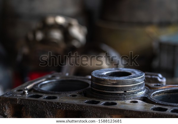 old piston in cylinder block, repair and maintence\
service diesel engine
