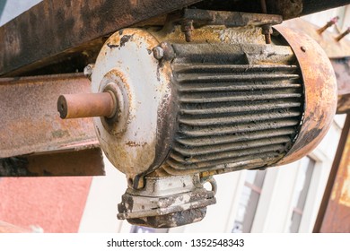 Old Powerful  AC Electric Motor