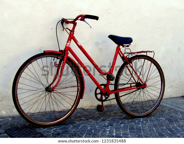 old red bike