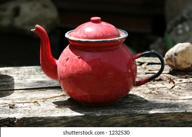Old  red   kettle