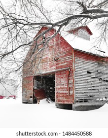 Corn Crib Images Stock Photos Vectors Shutterstock