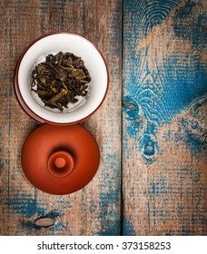 Old ripe Pu-erh tea in gaiwan