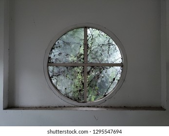 old round window