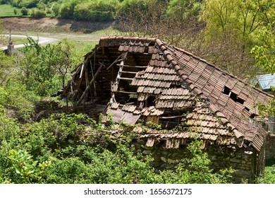 Old Ruined House.Ruins Of An Old Georgian Style House