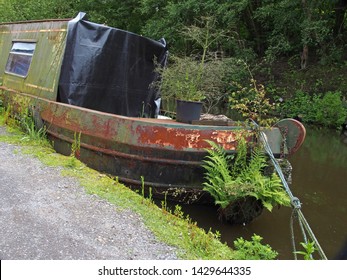 Sinking Barge Images Stock Photos Vectors Shutterstock
