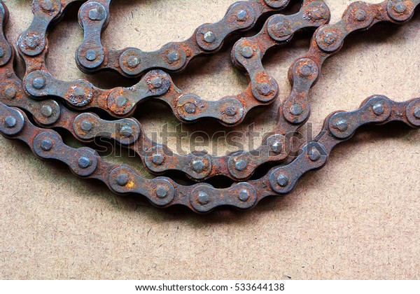 rusty bicycle chain