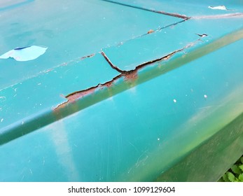 old rusty car