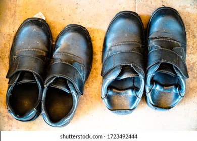 Old safety shoes that have been used in the factory,Safety boots to work in factories.

 - Powered by Shutterstock