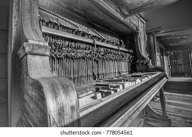 Old Saloon Piano