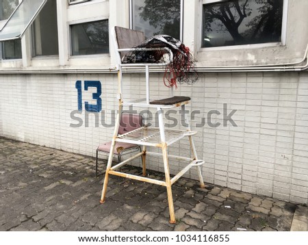 The old seat of refree that do not use.