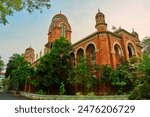 Old Senat House - Institute Of Distance Education University Of Madras                               