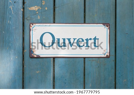 #A# ouvert Art Esthetic