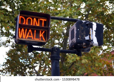 Old Style Dont Walk Signal