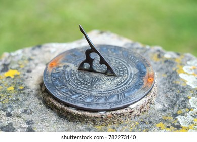 41 Sun dial on pedestal Images, Stock Photos & Vectors | Shutterstock