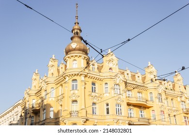 Old Tenement House In Bydgoszcz City, Freedom Square, Poland. Beautiful Historical Architecture. Spring Sunny Day.