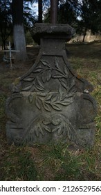 Old Tombstone, Gravestone With Mold