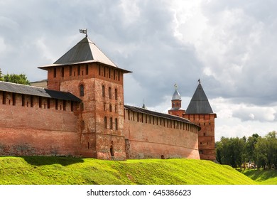Old towers of Veliky Novgorod Kremlin, Russia - Shutterstock ID 645386623