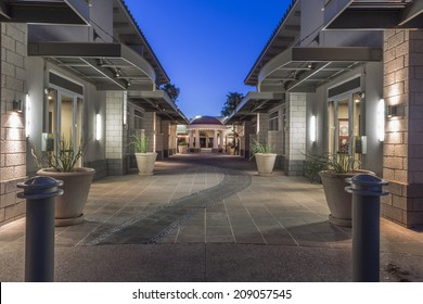 The Old Town Arts District Of Downtown Scottsdale Arizona  As The Sun Is Setting Showing The Rotunda On Main Street.