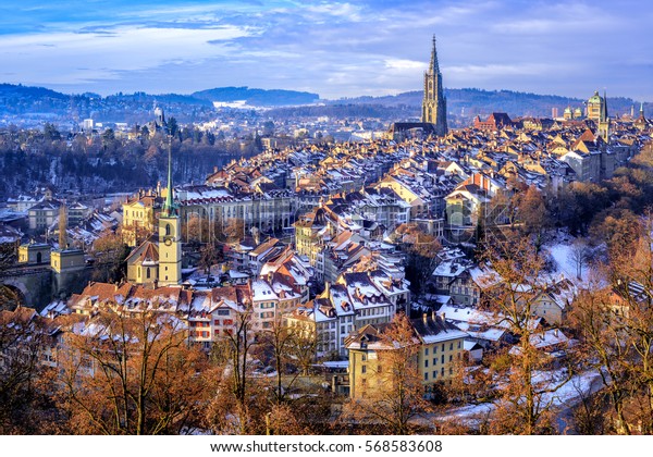 Altstadt Von Bern Hauptstadt Der Schweiz Stockfoto Jetzt Bearbeiten