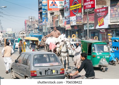 The Old Town Of Lahore, Punjab, Pakistan. Picture Taken 13th February 2009 Showing  Street Life 