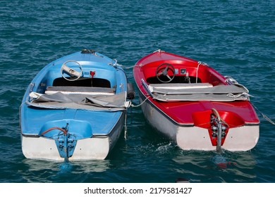 Old Two Boats, Red And Blue Boats On Lake. Clean Water