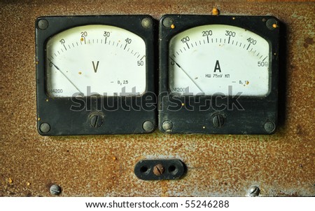 Old used analog voltmeter and amperemeter