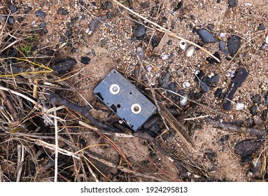 197 Cassette mess tape Images, Stock Photos & Vectors | Shutterstock