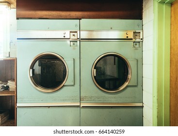 Laundry Mat Images Stock Photos Vectors Shutterstock