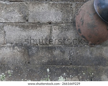 old wall texture and alot of mold in it