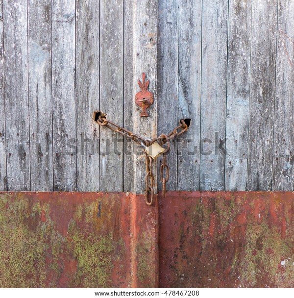 Old Weathered Wooden Barn Door Rusty Stock Photo Edit Now 478467208