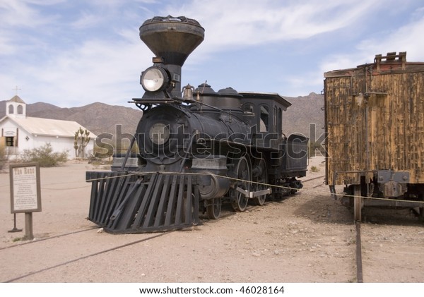 Old West\
Train