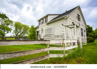 265,570 Small Old Houses Images, Stock Photos & Vectors | Shutterstock