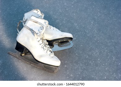 300 Old couple ice skating Images, Stock Photos & Vectors | Shutterstock