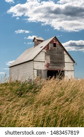 Corn Crib Images Stock Photos Vectors Shutterstock