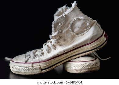 503,745 Shoes on black background Images, Stock Photos & Vectors ...