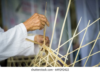 Old Woman Hands Weaving Chicken Cooptraditional Stock Photo 649292422 ...