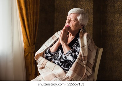 Old Woman Praying