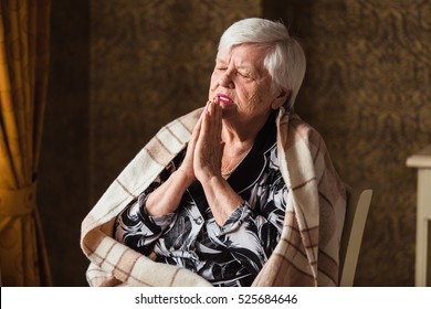 Old Woman Praying