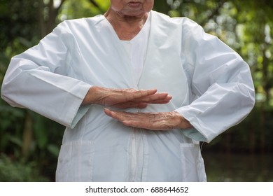 Old Women Tai Chi