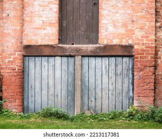 Old Wooden Barn Door Example