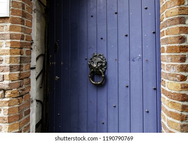 Black Barn Door Handles Images Stock Photos Vectors Shutterstock