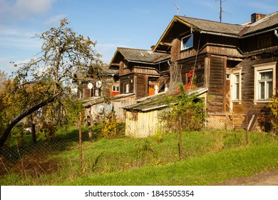 Old Wooden House Built For Paper Mill Workers In Ligatne