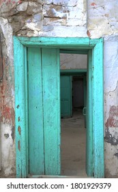 An Old Wooden House In Sovetsky District. Baku, Azerbaijan, 2016, April 12