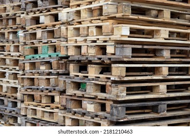 7,113 Building wooden pallets Images, Stock Photos & Vectors | Shutterstock