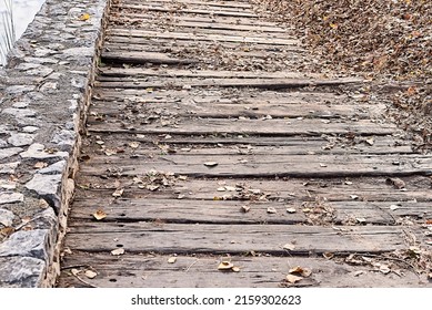 Old Wooden Planks With A Hole Of A Road, Symmetry, Front View, Autumn Leaves, Backdrops