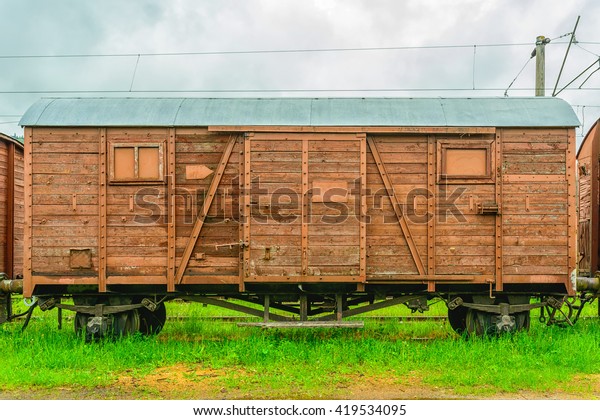 wooden railway freight cars