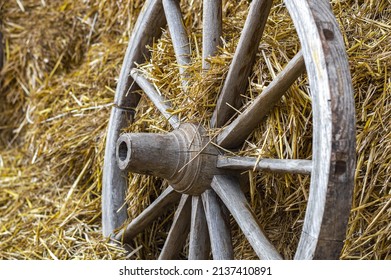 15,858 Old spoked wheel Images, Stock Photos & Vectors | Shutterstock