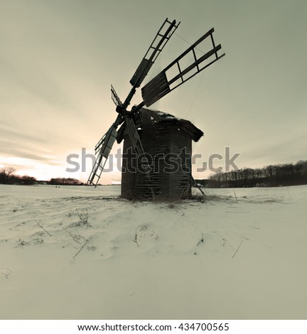 Foto Bild Bock-Windmühle im Schnee