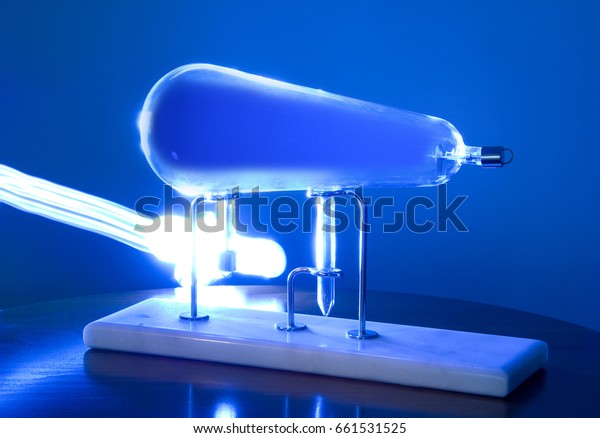 Old Xray Tube Stock Photo 661531525 | Shutterstock